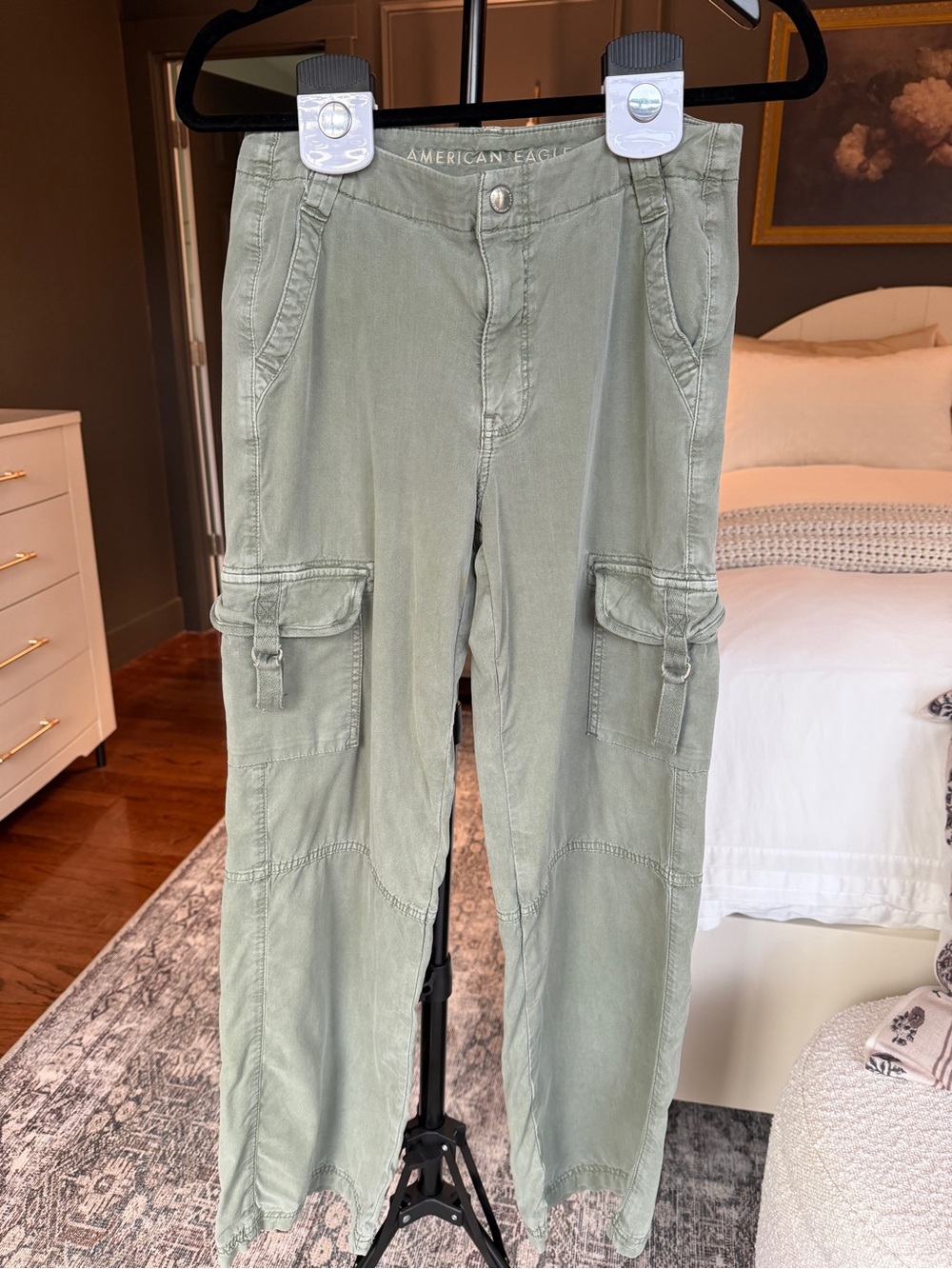 American Eagle Sage Green Cargo Pants Women’s Size 0 Lyocell Utility Wide Leg